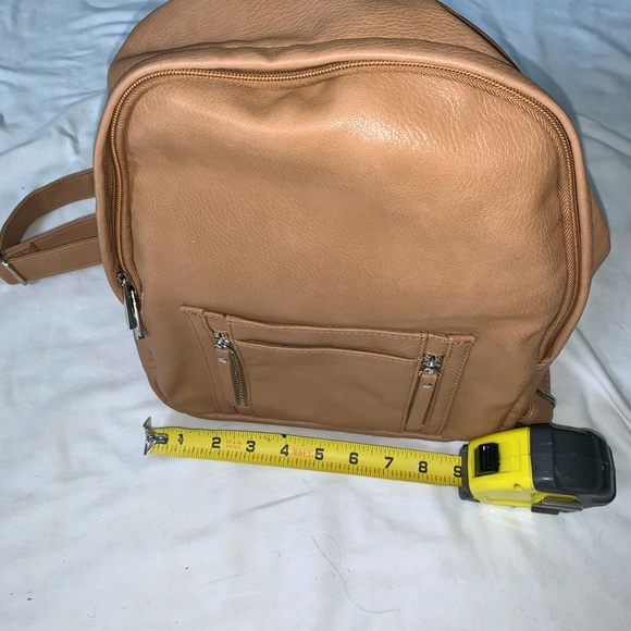 Express Backpack - Picture 3 of 6